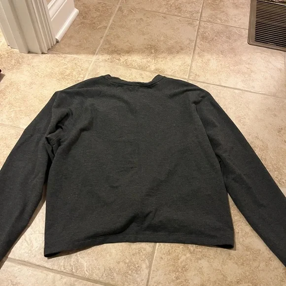 Lululemon crewneck - Picture 3 of 3